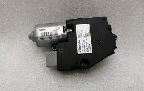 Mercedes-Benz E W212 Folding roof motor A2128200008