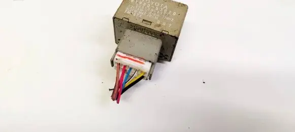 Lexus RX 300 Other relay 8198053020