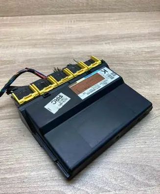 Ford Mondeo Mk III Comfort/convenience module 1S7T15K600KD 5WK48743E WithPlug