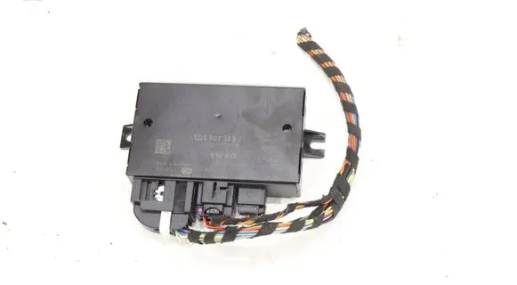 Skoda Octavia Mk3 (5E) Voice control module 5Q0907383J