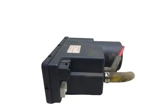 Audi A4 S4 B5 8D Central locking vacuum pump 4A0862257A