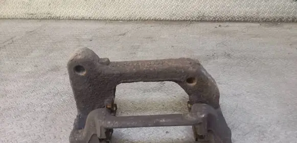 Citroen C4 II Picasso Brake caliper pad carrier rear 
