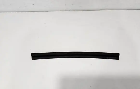 Front door rubber seal