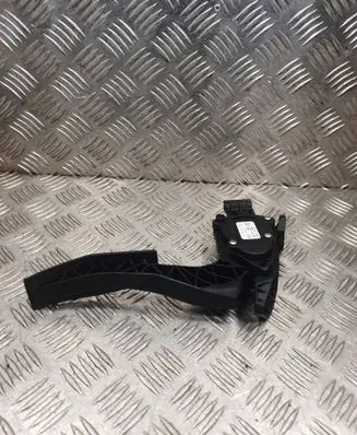 Opel Insignia A Accelerator throttle pedal 6PV00976500 13237352