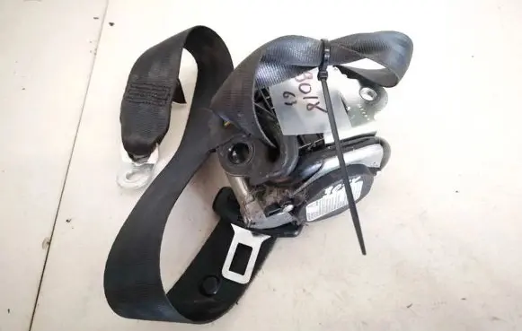 Skoda Octavia Mk2 (1Z) Front seatbelt 1z0857701c