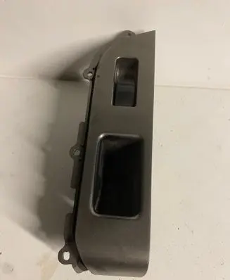 Nissan X-Trail T30 Electric window control switch