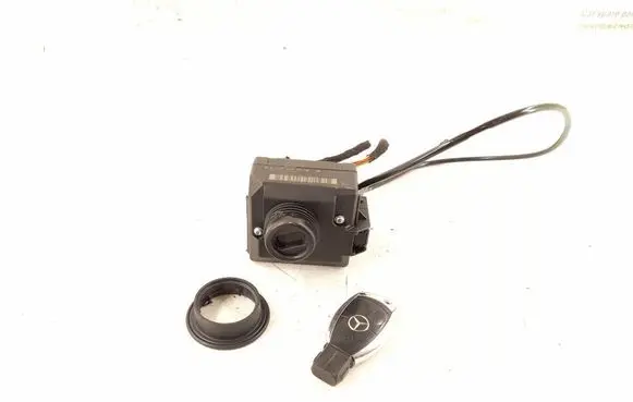 Mercedes-Benz GLK (X204) Ignition lock 2075450108 2075450208