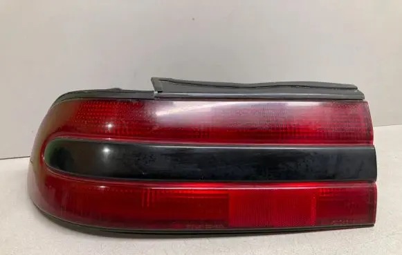 Mitsubishi Eclipse Rear/tail lights 0431557