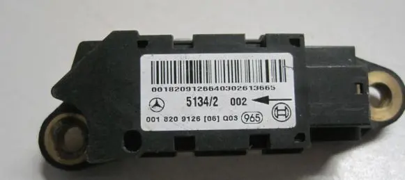 Mercedes-Benz E W211 Airbag deployment crash/impact sensor 0018209126