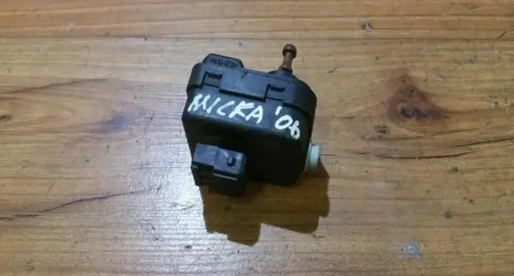 Nissan Micra Headlight level adjustment motor 