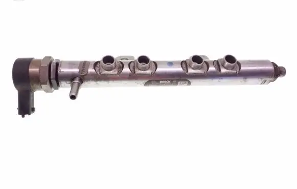 Land Rover Discovery 4 - LR4 Fuel main line pipe 0445216028 9X2Q9D280EA 0281006017