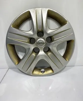 Opel Insignia A R17 wheel hub/cap/trim 13312568 13312569