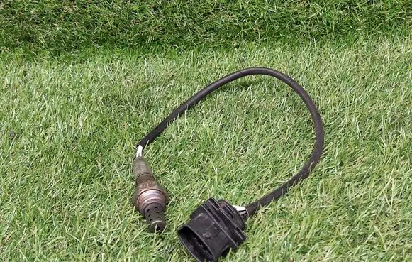 Opel Astra J Lambda probe sensor ADG070101