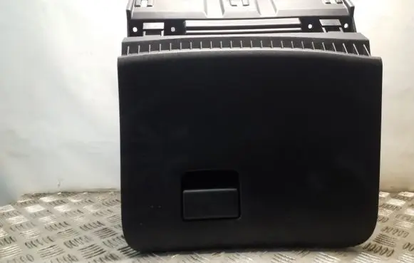 Nissan Juke I F15 Glove box 685201KN0A