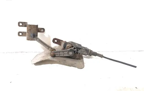 Volkswagen PASSAT B6 Rear air suspension level height sensor 1K0941273G
