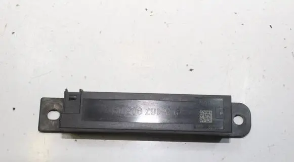 Mercedes-Benz EQA Keyless system antenna A1679050901