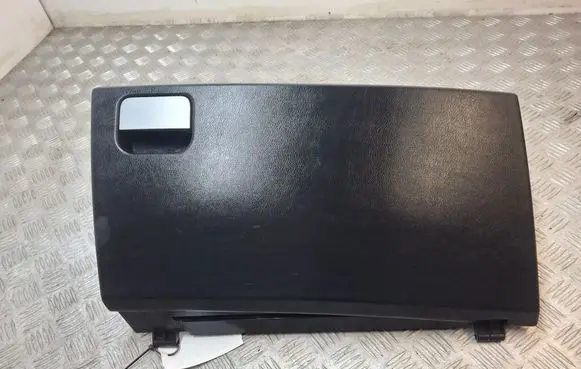 Land Rover Discovery 3 - LR3 Glove box FFB000282