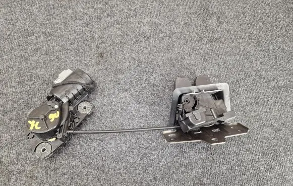 Volvo XC90 Tailgate/trunk/boot lock/catch/latch 31484699 31349975