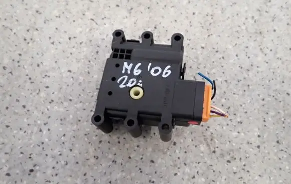 Mazda 6 Trunk lid opening control unit 6W18Z