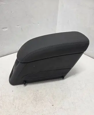 Opel Meriva B Armrest 