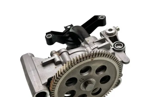 Volvo XC40 Oil pump 32257092