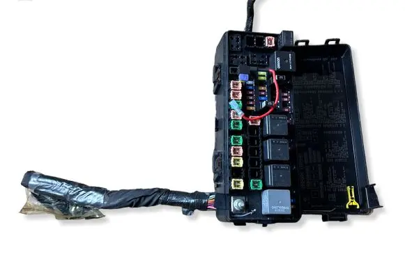 Subaru Outback (BT) Fuse box set TA1WU1079U101 P68384040AD