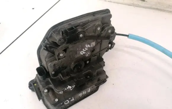 BMW 2 F22 F23 Front door lock 728193410 5121728193410