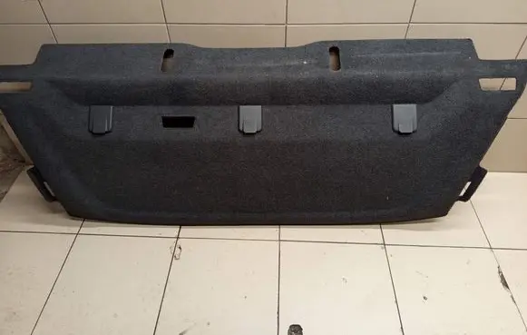 Parcel shelf