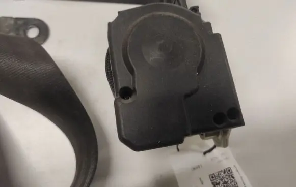 Volkswagen Touran I Rear seatbelt 1T0857805BRAA 33036387