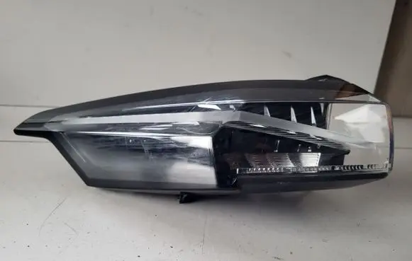 Peugeot 308 Third/center stoplight