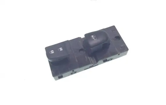 Nissan Qashqai Electric window control switch