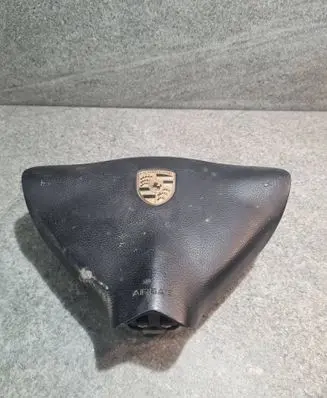 Steering wheel airbag
