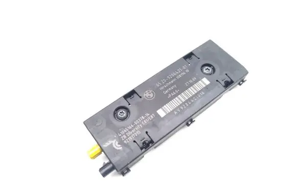 BMW 1 E81 E87 Aerial antenna amplifier 9204421 6520920442101