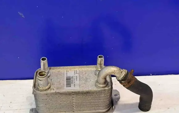 Engine oil radiator