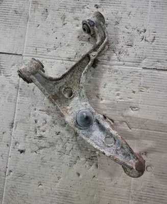 Suzuki Grand Vitara II Rear upper control arm/wishbone NOCODE