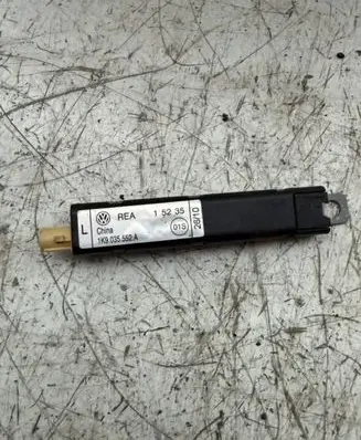 Volkswagen Golf VI Aerial antenna amplifier 1K9035552A