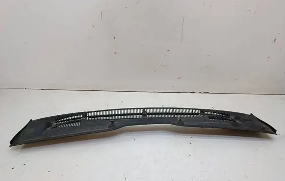 BMW X5 E53 Wiper trim 8409048 64318409048