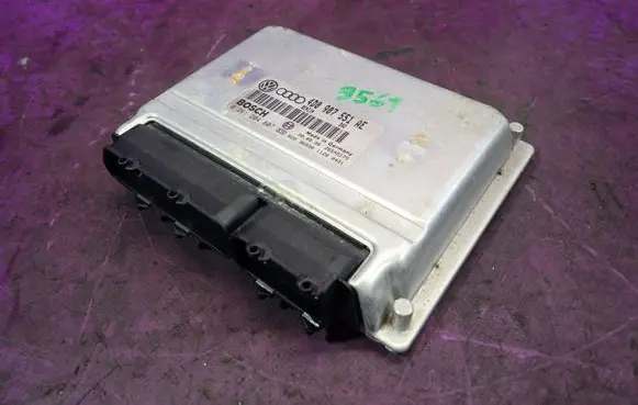 Audi A6 S6 C5 4B Engine control unit/module ECU 