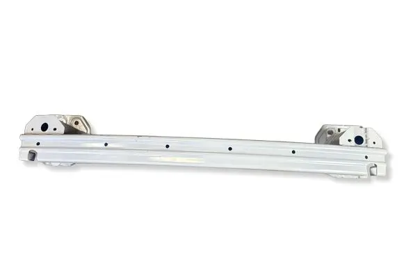 Volvo XC40 Rear bumper cross member 32385132
