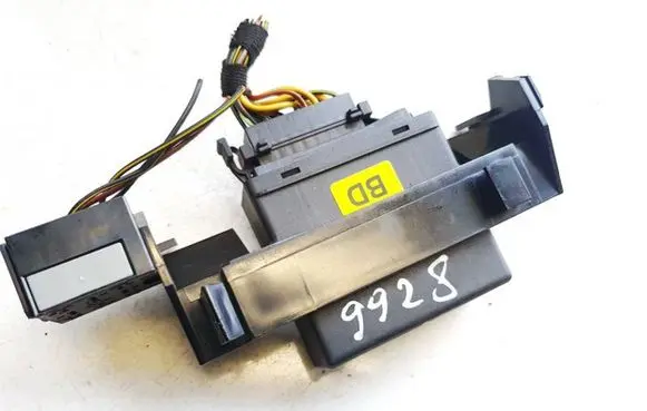 Opel Zafira A Light module LCM 09135156