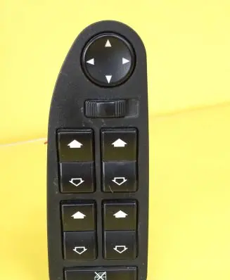 BMW 5 E39 Electric window control switch 8368966