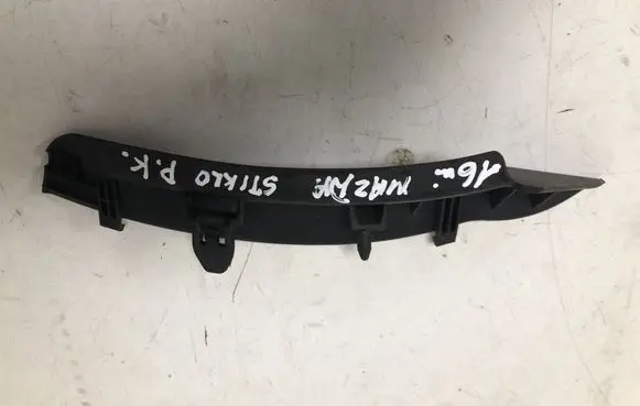 Mazda 3 III Windshield trim BHN951PC1