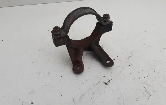 Volvo V50 Driveshaft support bearing bracket 