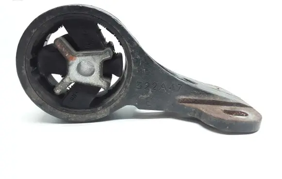 Volvo C70 Engine mount bracket
