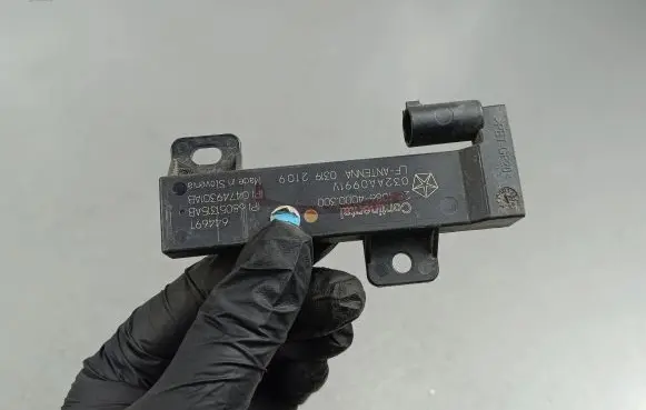 Jeep Compass Other control units/modules P68051315AB