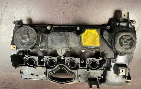 BMW 3 E90 E91 Rocker cam cover 7553626