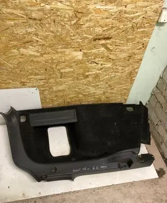 Volkswagen PASSAT B6 Trunk/boot side trim panel 3C9867428