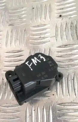 Ford Mondeo Mk III Intake manifold valve actuator/motor 1s7h19e616aa