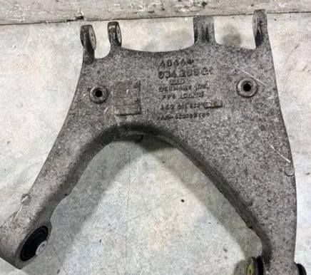 Bentley Continental Rear control arm 4E0511512