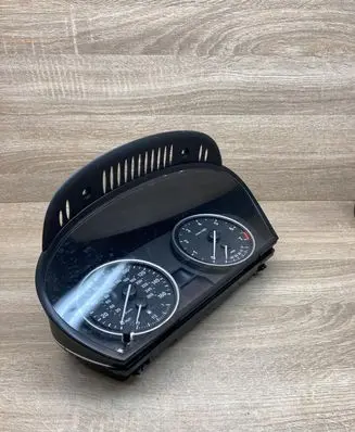 BMW 5 E60 E61 Speedometer (instrument cluster) 9153749 110080213